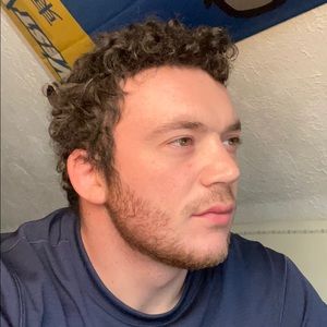 Meet your Posher, Alex